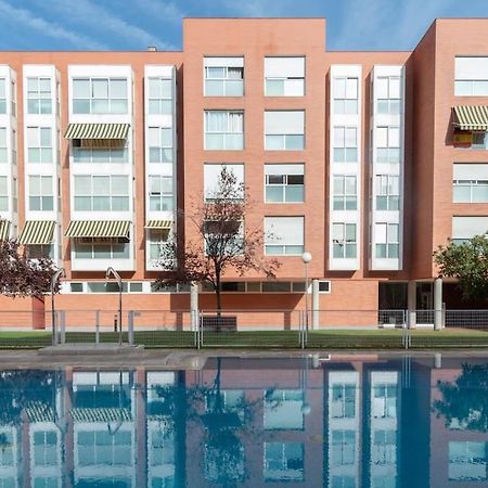 Vivienda Con Zona De Trabajo, Piscina Y Parking Apartment Madrid Bagian luar foto
